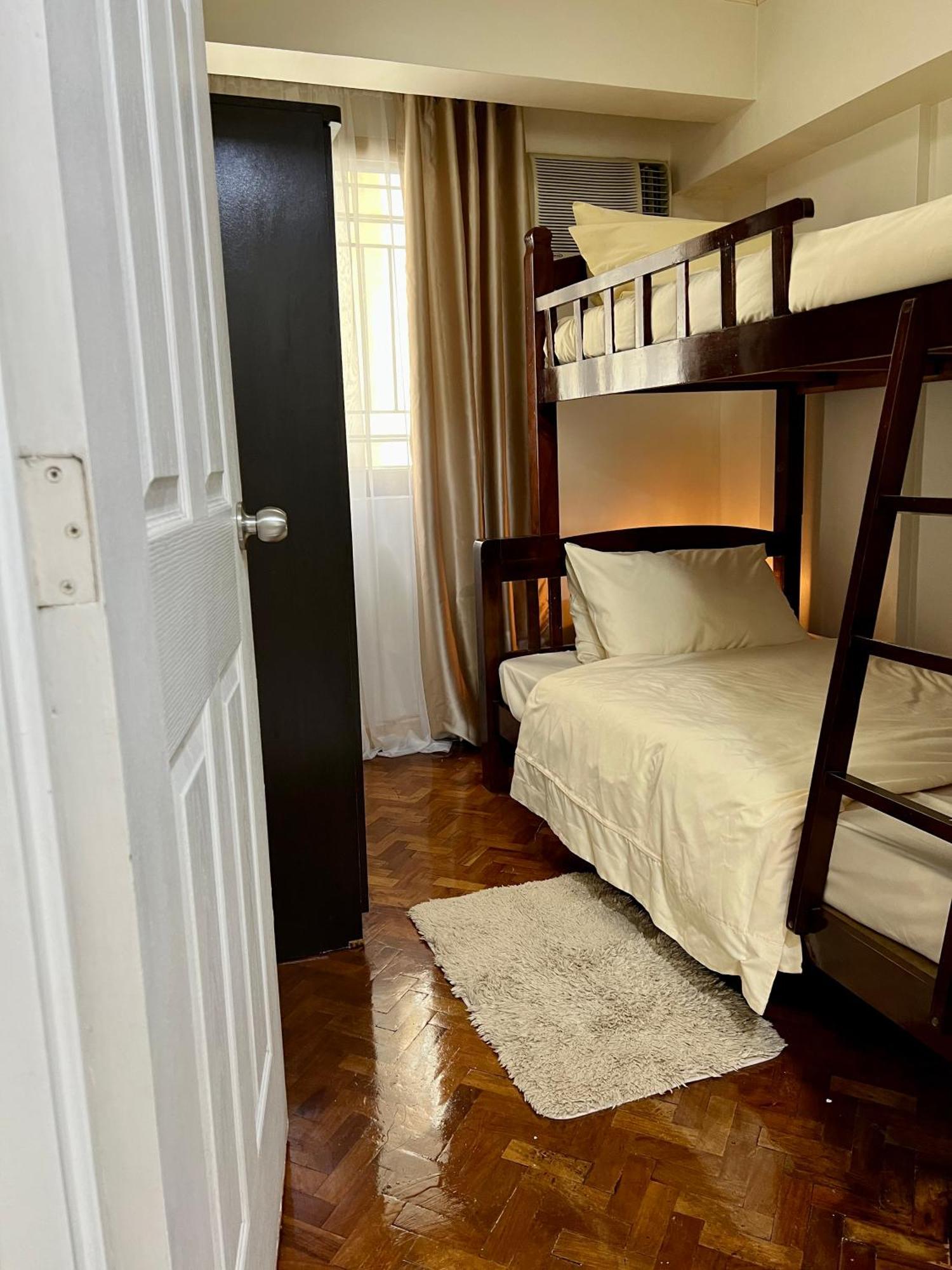 East Ortigas Mansions By Ma Apartment Манила Екстериор снимка